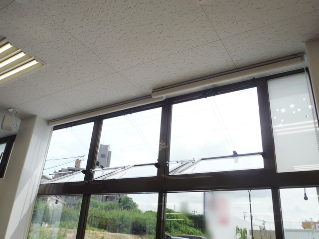 排煙窓補修工事　施工事例　名古屋市天白区
